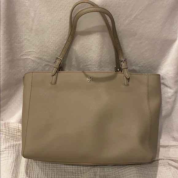 Tory Burch tote - Picture 3 of 7